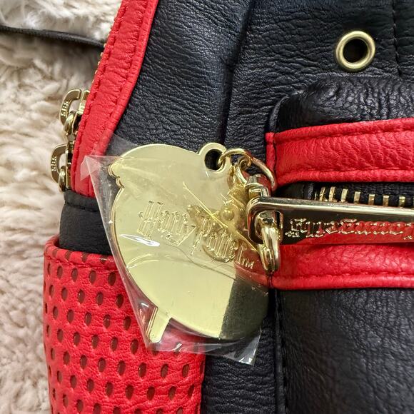 Loungefly Harry Potter Quidditch Backpack – Black/Red/Yellow - Picture 8 of 8